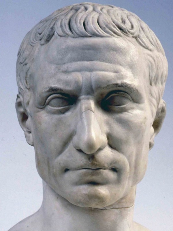 Создать мем: гай юлий цезарь портрет, гай юлий цезарь бюст, римский скульптурный портрет юлий цезарь
