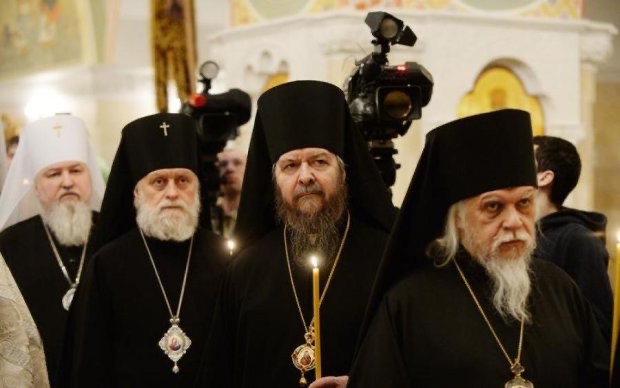 Создать мем: епископ, епархия, святейший патриарх кирилл