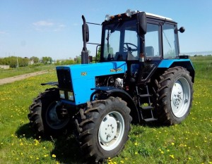 Create meme: the tractor Belarus 82 1 in the Ryazan region, tractor "Belarus 892.2" (MTZ), Belarus-1221 tractor photo