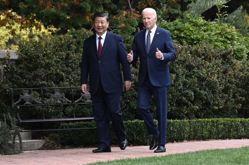 Create meme: XI Jinping , meeting of Donald Trump and Xi Jinping at the G20 summit in Argentina, trump and XI Jinping