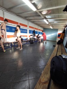 Создать мем: no pants subway ride, в метро без штанов 2019, no pants subway ride москва