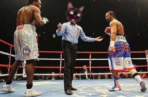 Создать мем: судья бокс ринг рефери, оцените, david haye vs dereck chisora