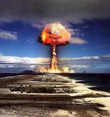 Создать мем: испытание ядерного оружия, ядерные испытания, ядерное оружие массового поражения