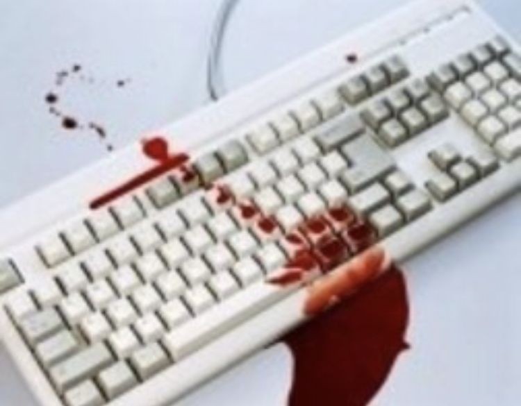 Создать мем: клавиатуры, разбитая клавиатура, обои на клавиатуру с кровью