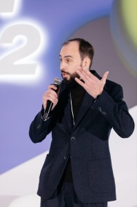 Создать мем: авербух 2022, эдуард моро, startup show михаил дворкович