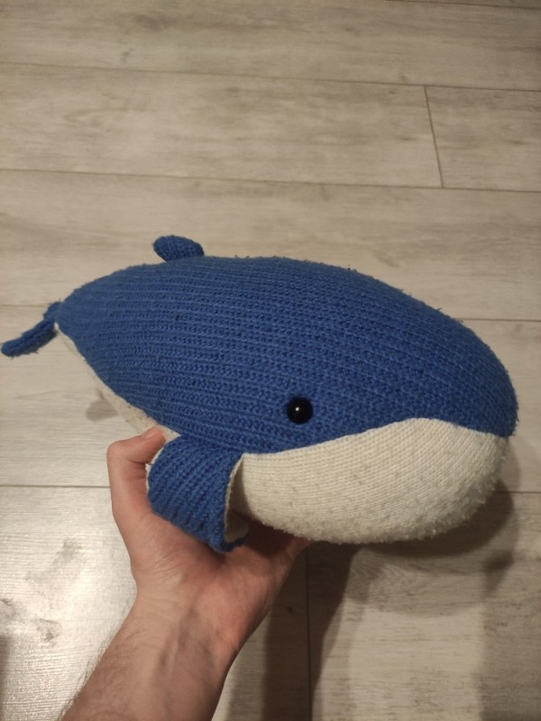 Создать мем: амигуруми кит, мягкая игрушка abtoys кит синий, 27 см, вязаный кит