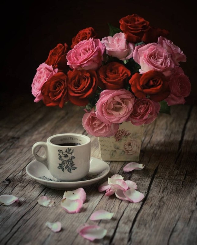 Create meme: beautiful flowers , morning coffee, coffee flowers