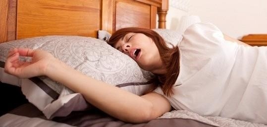 Create meme: snoring treatment, snoring in women, the sound of a woman snoring