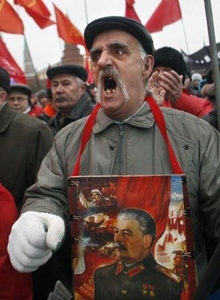 Создать мем: иосиф виссарионович сталин, приколы про коммунистов, дед коммунист