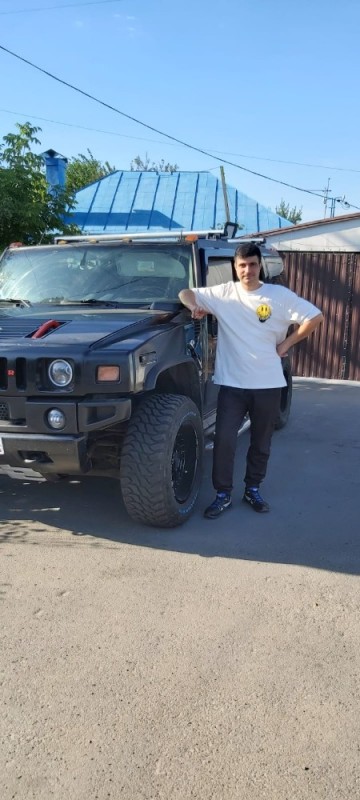 Создать мем: Toyota FJ Cruiser, hummer h 2 2008, hummer h 2 2006