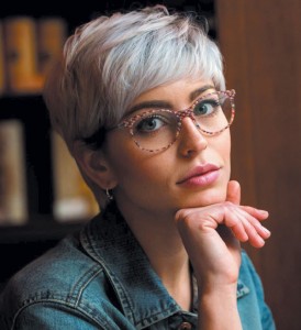 Create meme: trendy haircuts, glasses, short haircuts