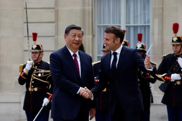 Create meme: XI Jinping , Macron and Xi Jinping, Jinping