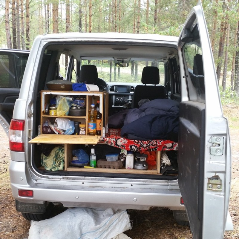 Create meme: the trunk of the uaz patriot, uaz 3163, sleeping bag in UAZ patriot