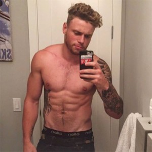 Создать мем: hot guys, selfie, gus kenworthy