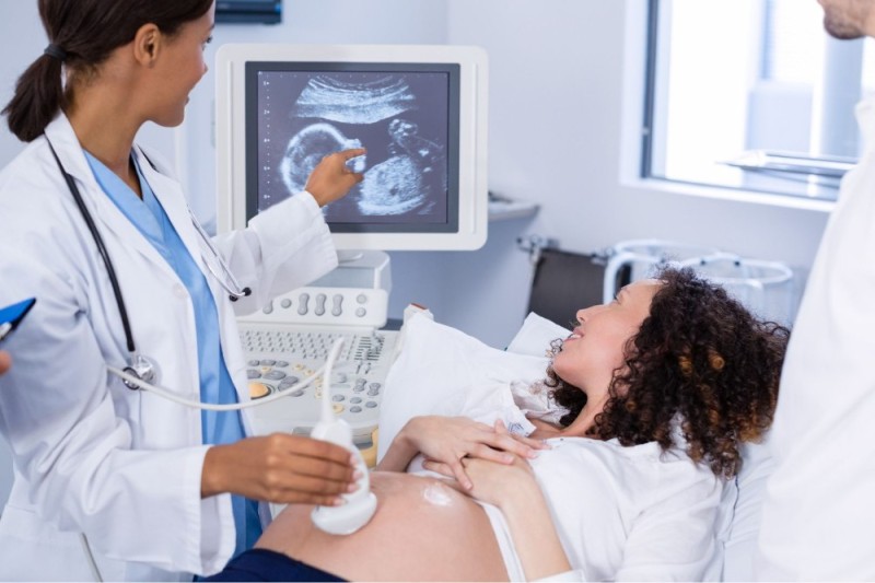 Create meme: ultrasound in pregnancy, ultrasound screening, first screening during pregnancy