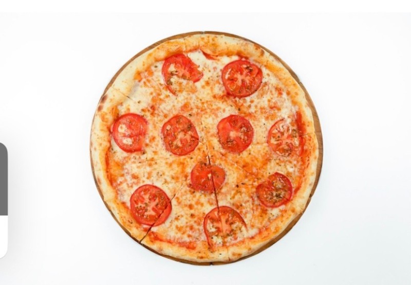 Создать мем: пицца маргарита сбоку, пицца соус, пицца пепперони