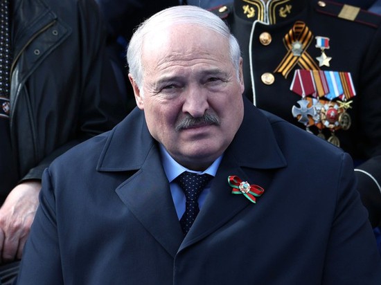 Create meme: Alexander Lukashenko , lukashenka, Lukashenko on parade