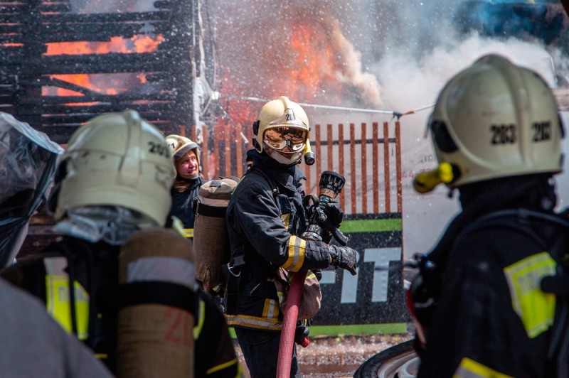 Create meme: moscow fire department, April 30 is the day of fire protection, fire