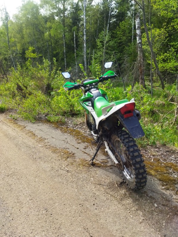 Создать мем: kawasaki klx 250, kawasaki 250 эндуро, klx 250