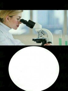 Создать мем: женщина смотрит в микроскоп, мемы про микроскоп, что видит микроскоп мем