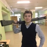 Создать мем: антон шкуренко, школьник с автоматом, свободный мужчина