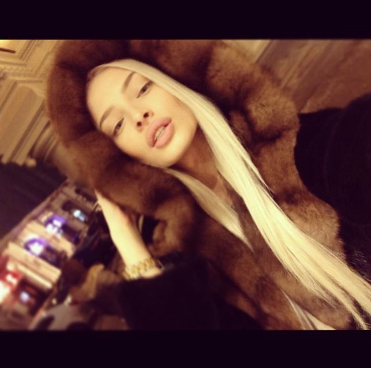 Create meme: alyona shishkova, Alyona Shishkova in a fur coat, blonde 