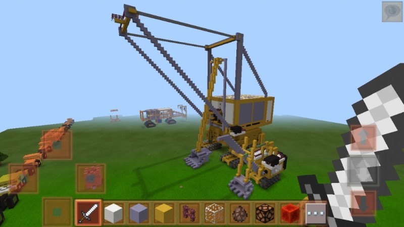 Create meme: minecraft , crane in minecraft, bedrock minecraft
