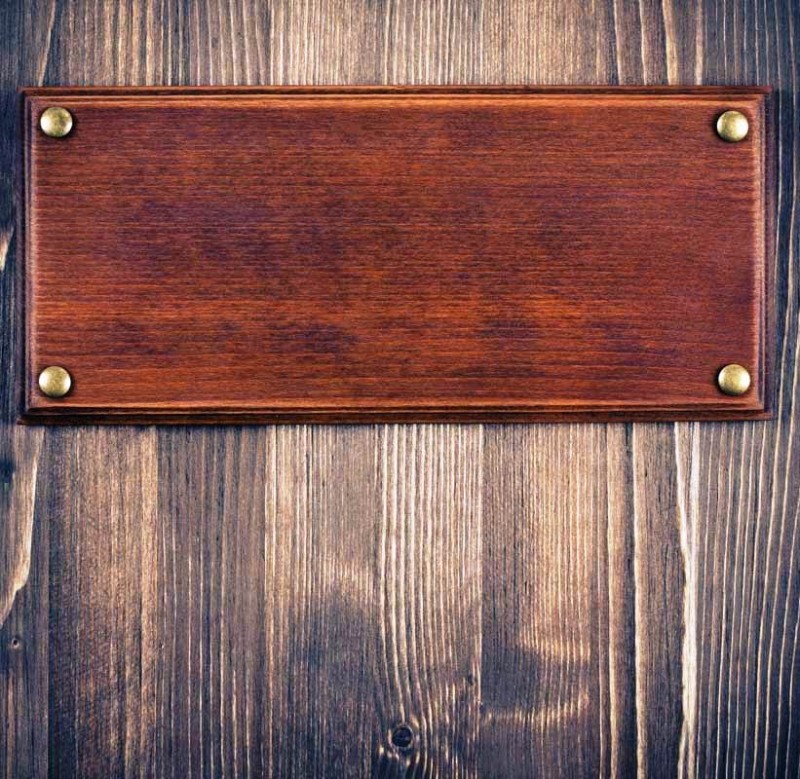 Создать мем: деревянная табличка на дверь, вывеска деревянная, табличка из дерева