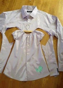 Создать мем: комбинезон из папиной рубашки, из папиной рубашки дочке, платье для малышки из папиной рубашки