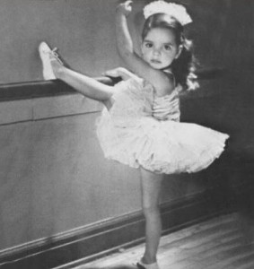 Создать мем: балерина, балет детский, старинные фотографии балерин