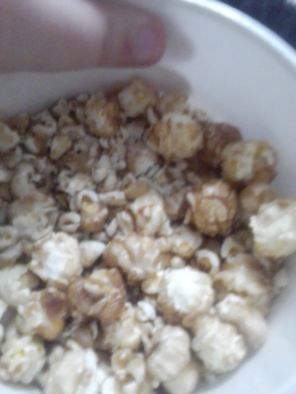 Create meme: popcorn, popcorn with caramel, caramel popcorn