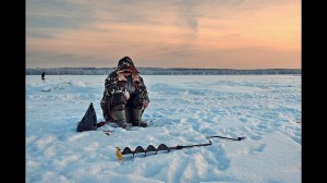 Create meme: fishing in the winter, fishing photos winter, pictures of winter fishing