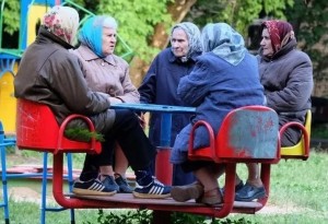 Create meme: funny old people, grandmother on the bench