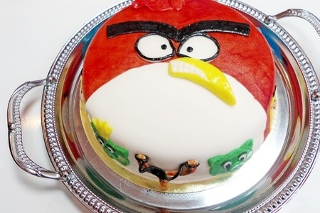 Создать мем: торт angry birds красный, торт птички энгри бердз, торт angry birds