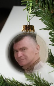 Создать мем: christmas spirit, мужчина