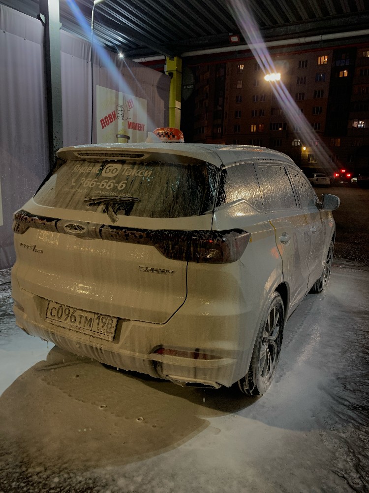 Создать мем: mitsubishi outlander phev, аутлендер, mitsubishi outlander 3 серебристый 2013