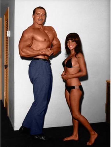 Create meme: Arnold Schwarzenegger , arnold Schwarzenegger in his youth with girls, Arnold Schwarzenegger in his youth