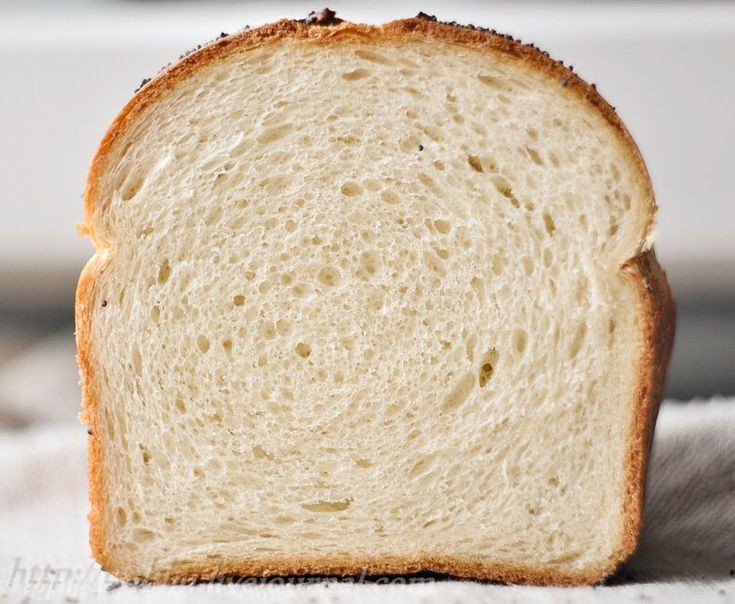 Создать мем: хлеб кусок, хлеб кусочек, кусок белого хлеба