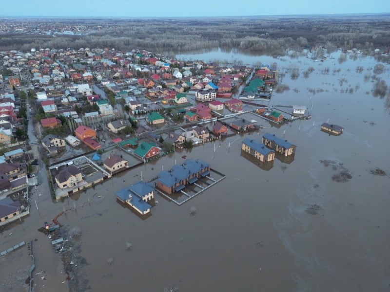 Создать мем: наводнение в новой усмани 2018, ленск наводнение, наводнение ленинское 2020