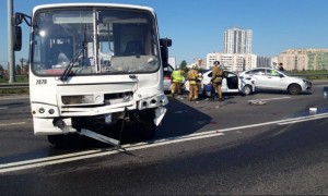 Создать мем: павловский автобус, дтп с автобусом, рейсовый автобус