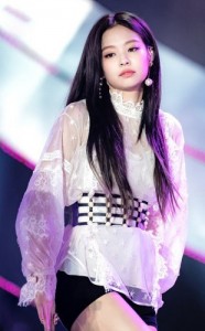 Создать мем: inkigayo, kpop, jennie kim