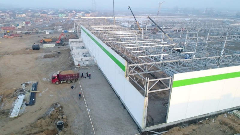 Create meme: Leroy Merlin construction, agro park samara arena, warehouse construction