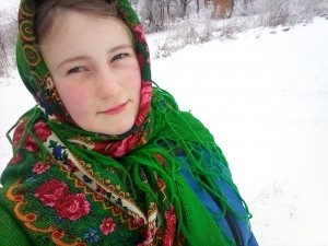 Create meme: shawl scarf, the rural beauty photo, Russian shawl