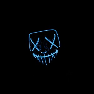 Создать мем: маска неон, неоновая маска 4к, светящаяся неоновая маска фильма ужасов судная ночь