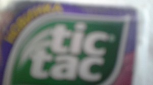 Создать мем: ава tic tac, тик так, tic tac