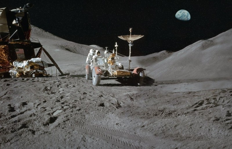 Создать мем: аполлон-12, лунная база, аполлон-15