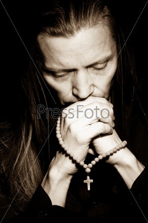 Создать мем: praying isolate, девушка молится, икона