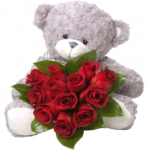 Create meme: red roses, bear with roses, flowers heart