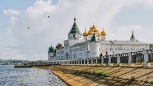 Create meme: ipatievsky monastery kostroma, kostroma, Holy Trinity Ipatiev monastery walls