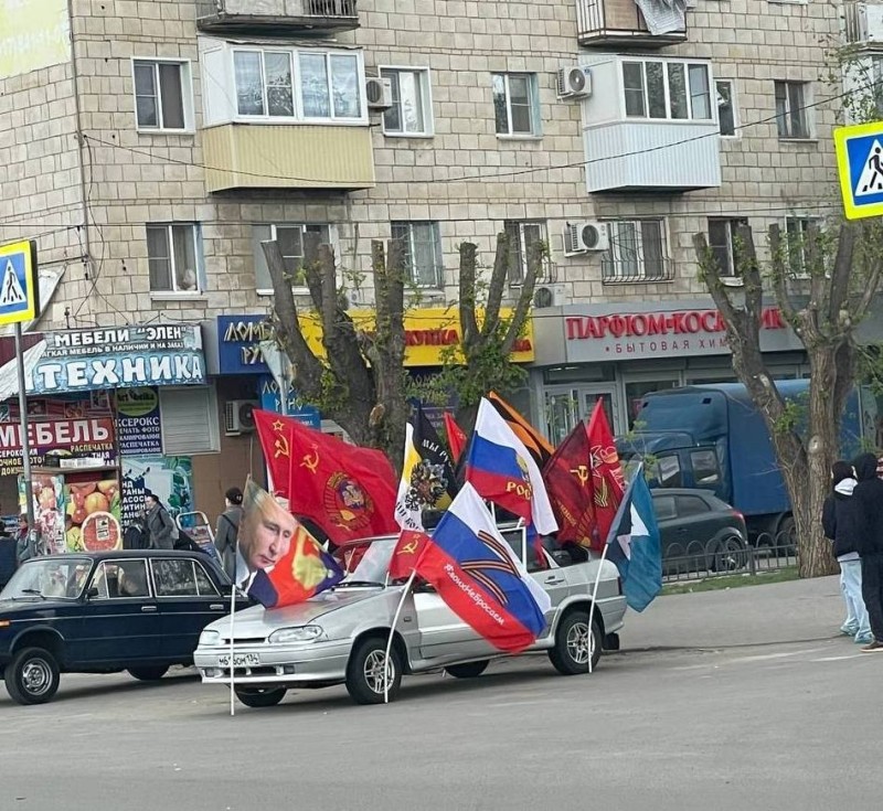 Создать мем: автопробег колонна, автопробег вольск, автопробег вдв